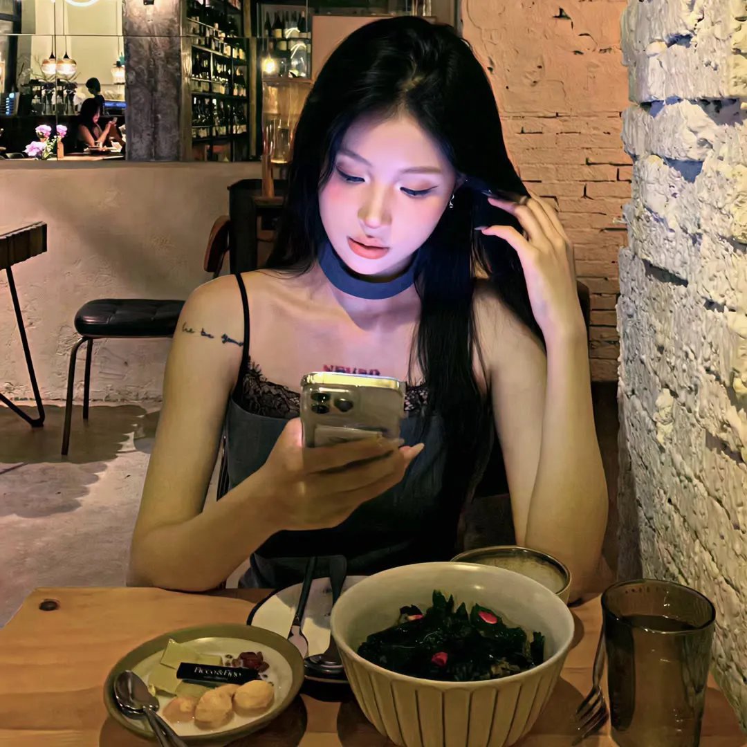 知名编剧抄袭被举报，品牌连夜解约，整整一周引热议